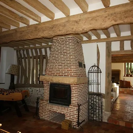 Дом отдыха Maison Normande De Caractere A Colombages Saint-Hymer