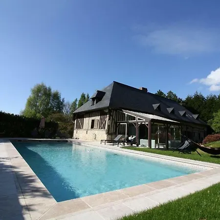 Maison Normande De Caractère A Colombages *