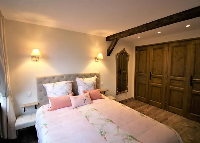 Maison Normande De Caractère A Colombages * Saint-Hymer