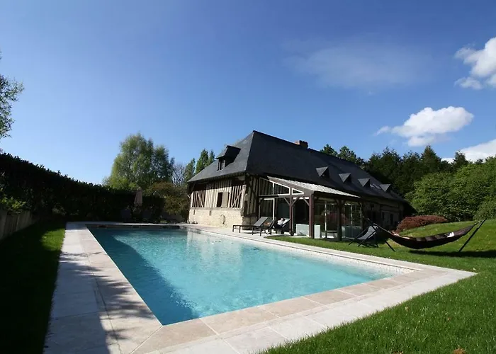 Maison Normande De Caractère A Colombages *